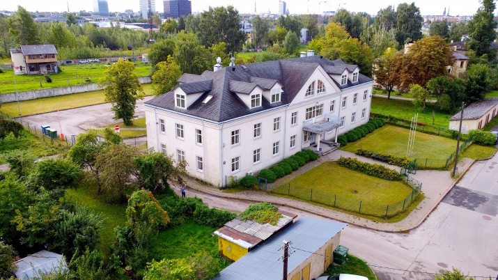Ganību dambis iela 10a 3
