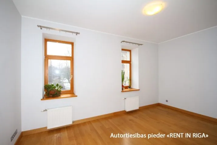 Zaubes iela 9 6