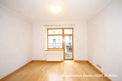 Izīrē dzīvokli, Zaubes iela 9, Rīga, Labais krasts, Centrs / 790 € 3