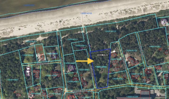 Skolotāju iela 15 1