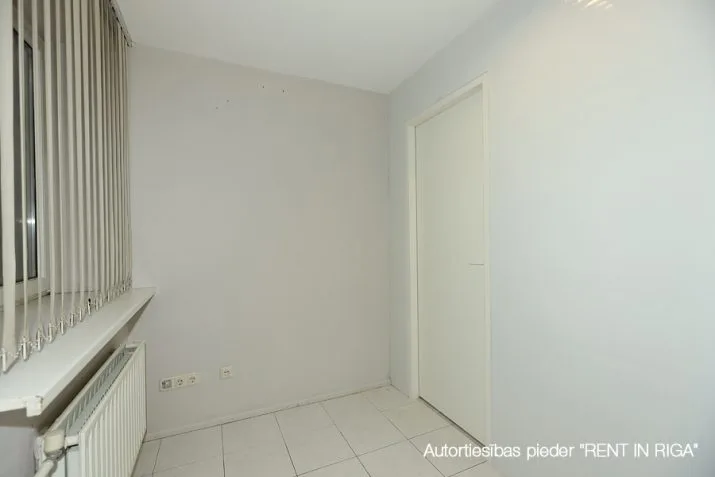 Продажа коммерческой недвижимости, Ieriķu улица 66, Rīga, Labais krasts, Purvciems / 82 000 € 10