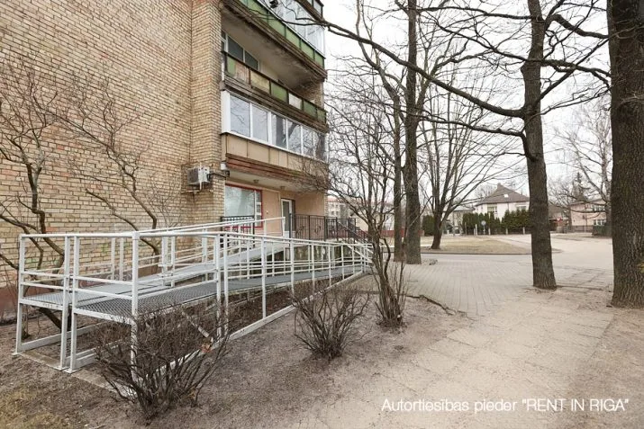 Продажа коммерческой недвижимости, Ieriķu улица 66, Rīga, Labais krasts, Purvciems / 82 000 € 14