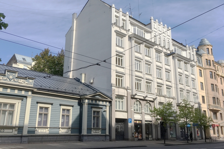 Attēls 1 no 19