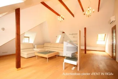 Izīrē dzīvokli, Rēzeknes Pulka iela 5, Jūrmala / 2 000 € 2