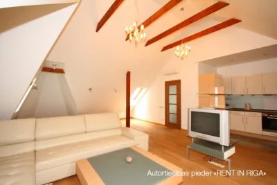 Izīrē dzīvokli, Rēzeknes Pulka iela 5, Jūrmala / 2 000 € 3