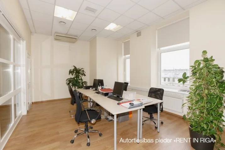 Izīrē biroju, Merķeļa iela 21, Rīga, Labais krasts, Centrs / 1 771 € 10