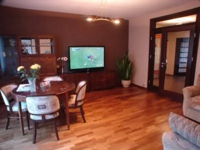 Pārdod dzīvokli, Skolas iela 34, Rīga, Labais krasts, Centrs / 157 000 € 4