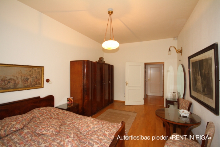 Apartment For Rent, Miķeļa street 1, Rīga, Labais krasts, Centrs / 800 € 10