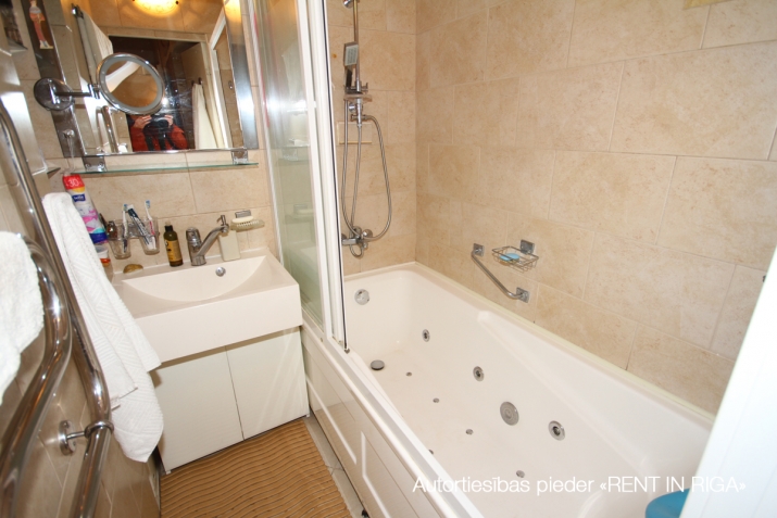 Apartment For Rent, Miķeļa street 1, Rīga, Labais krasts, Centrs / 800 € 13