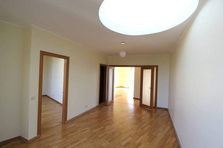 Pārdod dzīvokli, Jāņa Asara iela 9, Rīga, Labais krasts, Centrs / 134 000 € 10
