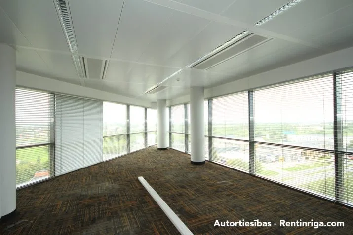 Skanstes iela 7 5