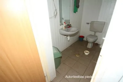 Izīrē tirdzniecības telpas, Skaistkalnes iela 1, Rīga, Pārdaugava (tuvā) / 1040 € 8