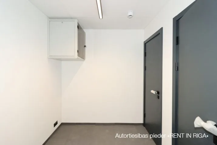 commercial premises For Rent, Dzirnieku street 1, Rīga, Kreisais krasts, Šampēteris / 5 940 € 15