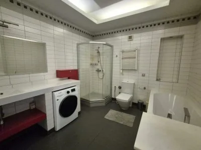 Pārdod dzīvokli, Tomsona iela 30, Rīga, Centrs / 188000 € 8