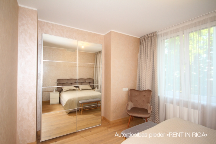 Izīrē dzīvokli, Strēlnieku iela 7, Rīga, Labais krasts, Centrs / 1 300 € 8