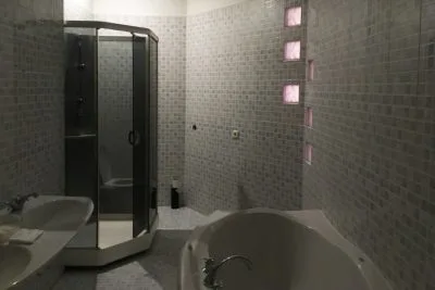 Pārdod dzīvokli, Terbatas iela 33, Rīga, Labais krasts, Centrs / 148 960 € 7