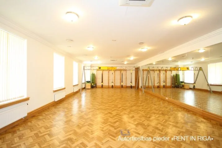 Pārdod biroju, Vingrotāju iela 1, Rīga, Labais krasts, Centrs / 5 000 000 € 14