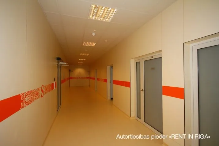 Pārdod biroju, Vingrotāju iela 1, Rīga, Labais krasts, Centrs / 5 000 000 € 26