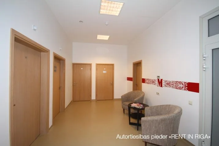 Pārdod biroju, Vingrotāju iela 1, Rīga, Labais krasts, Centrs / 5 000 000 € 30