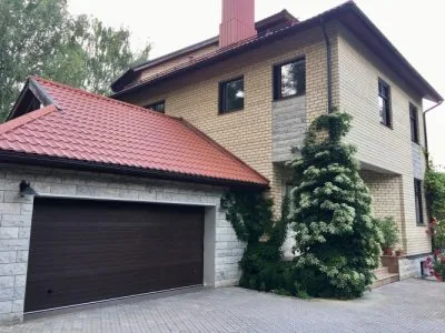 Pārdod māju, Atvaru iela 9, Garkalnes novads, Baltezers / 350 000 € 2