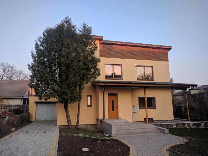 Tālivalža iela 9 1
