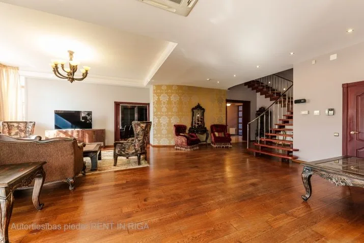 Pārdod māju, Mežnoras iela 6, Rīga, Labais krasts, Mežaparks / 470 000 € 16