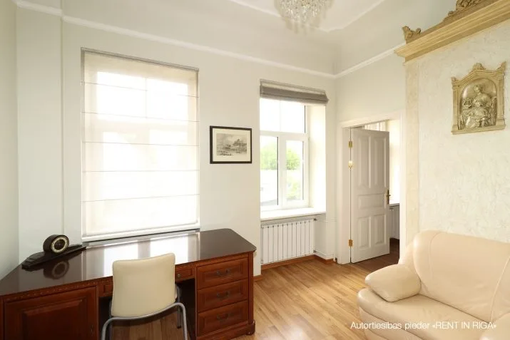 Pārdod dzīvokli, Barona iela 60, Rīga, Labais krasts, Centrs / 175 000 € 10