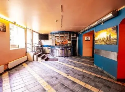 Izīrē tirdzniecības telpas, Pērnavas iela 43, Rīga, Labais krasts, Centrs / 700 € 4