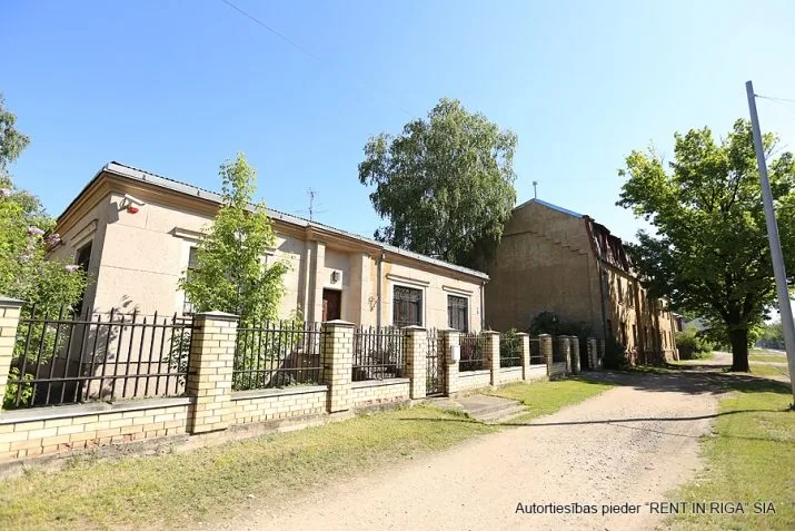 Ropažu iela 96 2