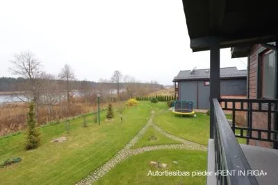 Izīrē māju, Bernātu iela 33, Jūrmala, Asari / 1 400 € 26