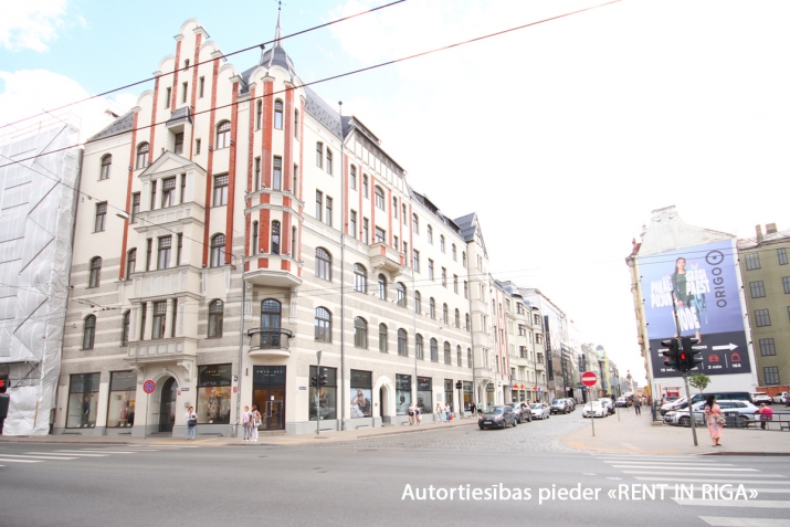 Продажа квартиры, Brīvības улица 46, Rīga, Labais krasts, Centrs / 255 000 € 18