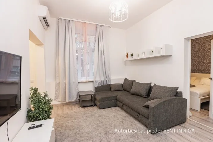 Apartment For Rent, Lāčplēša iela street 62, Rīga, Labais krasts, Centrs / 450 € 1