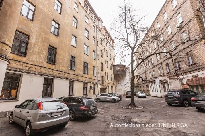 Apartment For Rent, Lāčplēša iela street 62, Rīga, Labais krasts, Centrs / 450 € 16