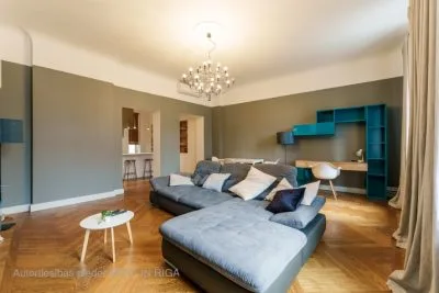 Izīrē dzīvokli, Brīvības iela 46, Rīga, Centrs / 850 € 3