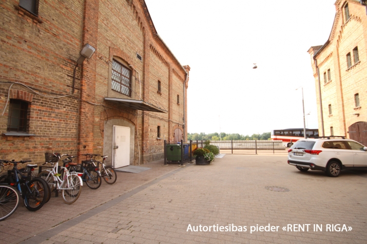 Pārdod biroju, Ģenerāļa Radziņa Krastmala 5, Rīga, Labais krasts, Centrs / 700 000 € 17