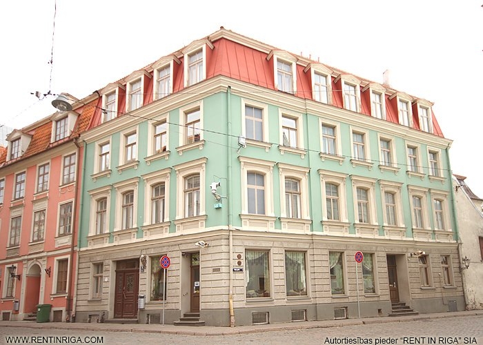 Pils iela 7 1