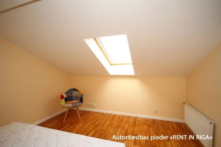 Izīrē dzīvokli, Vidus iela 11, Rīga, Labais krasts, Centrs / 1 800 € 15