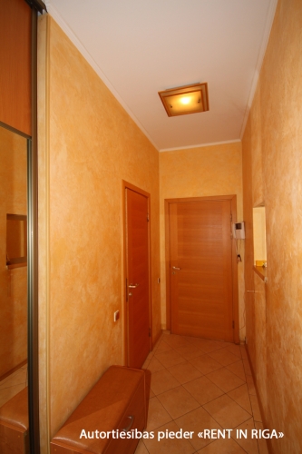 Gogoļa iela 8/10 4