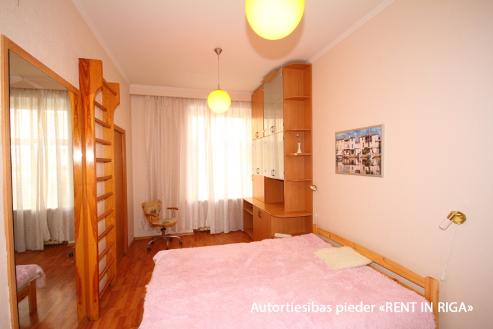 Аренда квартиры, Gogoļa улица 8/10, Rīga, Labais krasts, Centrs / 840 € 13