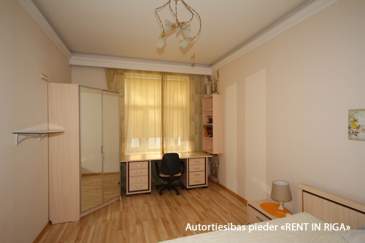 Аренда квартиры, Gogoļa улица 8/10, Rīga, Labais krasts, Centrs / 840 € 16