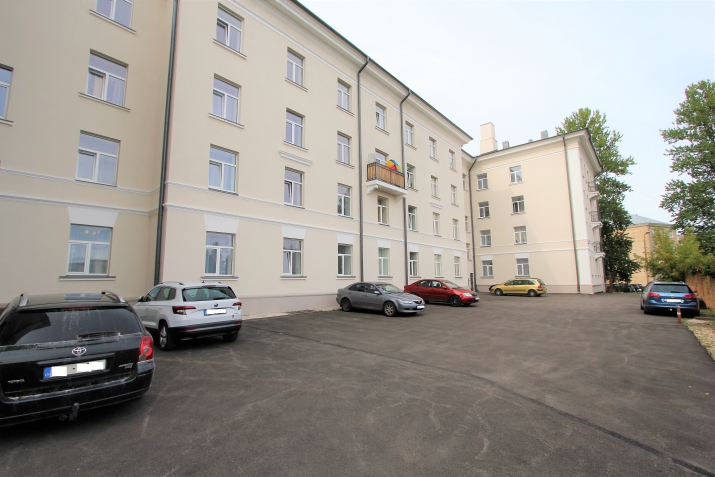 Izīrē dzīvokli, Emmas iela 28, Rīga, Labais krasts, Vecmīlgrāvis / 220 € 11