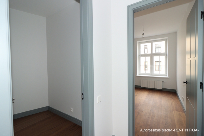 Pārdod dzīvokli, Čaka iela 30a, Rīga, Labais krasts, Centrs / 173 250 € 9
