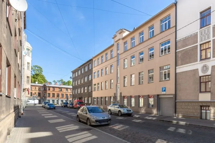 Pārdod biroju, Vīlandes iela 18, Rīga, Labais krasts, Centrs / 230 000 € 12