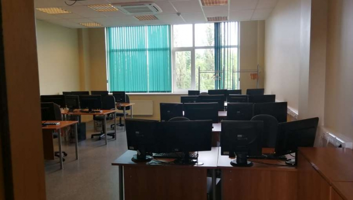 Izīrē tirdzniecības telpas, Tallinas iela 4, Rīga, Labais krasts, Centrs / 20 000 € 9