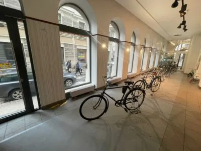 Izīrē tirdzniecības telpas, Vaļņu iela 26, Rīga, Labais krasts, Centrs / 2 550 € 2