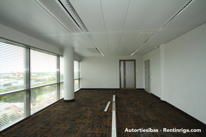 Skanstes iela 7 4