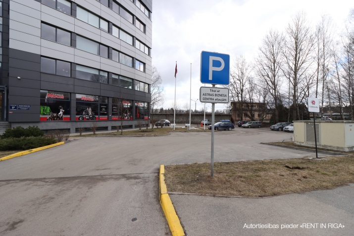 Izīrē biroju, Gunāra Astras iela 1, Rīga, Labais krasts, Purvciems / 2 560 € 18
