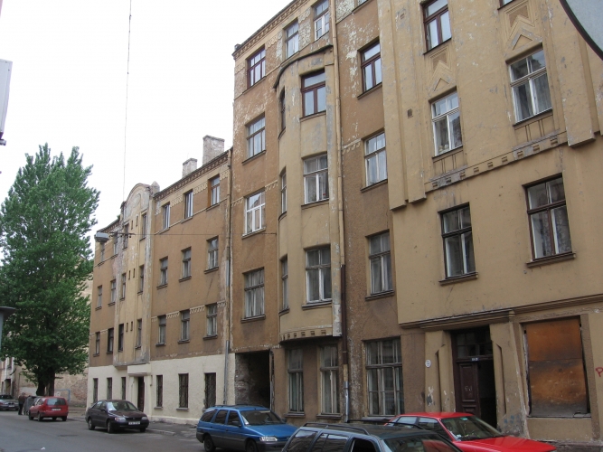 Lāčplēša iela 112 3