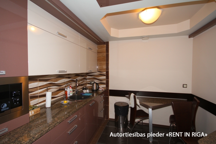 Pārdod biroju, Duntes iela 28, Rīga, Labais krasts, Centrs / 165 000 € 10