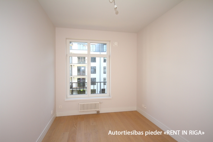 Pārdod dzīvokli, Antonijas iela 17A, Rīga, Labais krasts, Centrs / 400 000 € 12